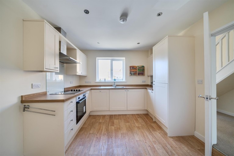 Images for Richards Close, Wellington