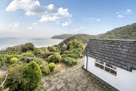 Click the photo for more details of Castle Hill, Lynton