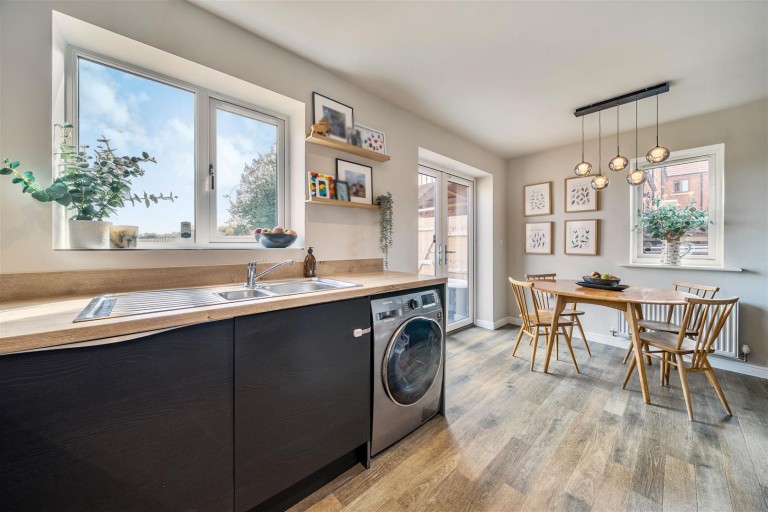 Images for Poplar Close, Overseal, DE12