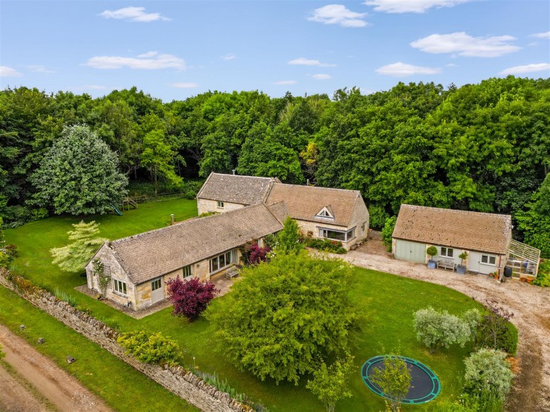 Click the photo for more details of Naunton, Gloucestershire