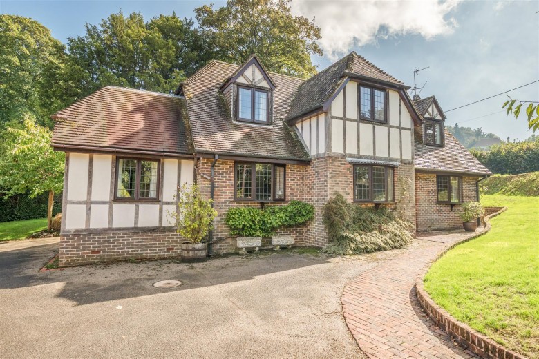 Click the photo for more details of Haye Lane, Lyme Regis