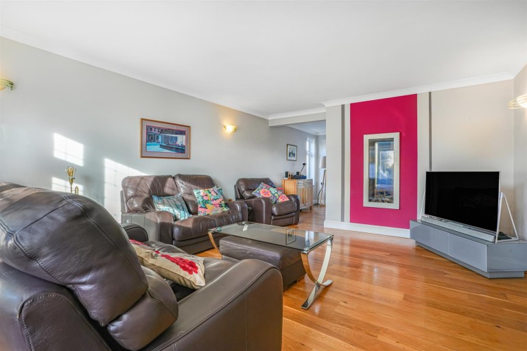 Images for Bugbrooke Road, Gayton, NN7