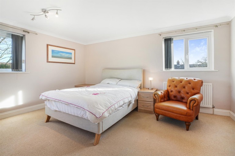 Images for Bugbrooke Road, Gayton, NN7