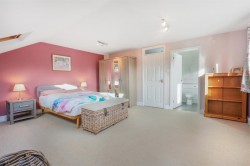 Images for Bugbrooke Road, Gayton, NN7