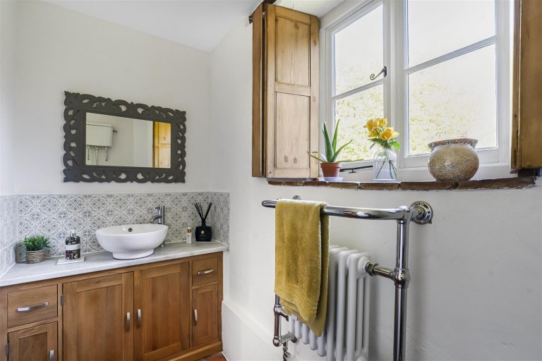 Images for High Street South, Tiffield, NN12