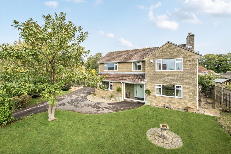 Click the photo for more details of Castle Cary Road, North Cadbury, Somerset