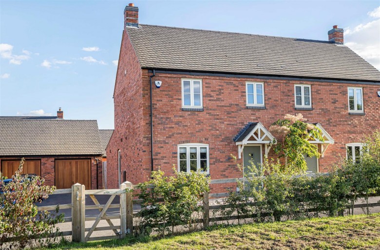 Click the photo for more details of Ridgeway, North Kilworth, LE17