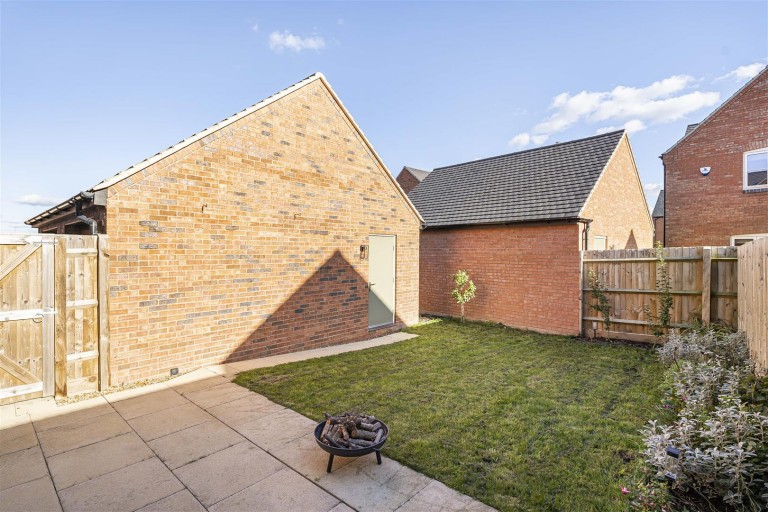 Images for Ridgeway, North Kilworth, LE17