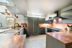 Images for Oaklands Guest House, Glendinning Avenue, Weymouth