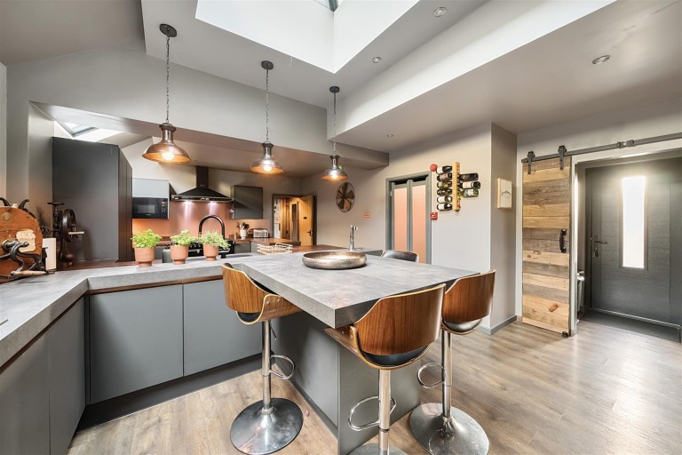 Images for Oaklands Guest House, Glendinning Avenue, Weymouth