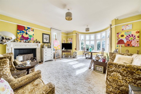 Click the photo for more details of Chudleigh, Newton Abbot