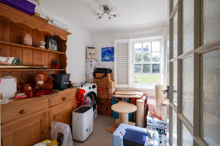 Images for Farmadine House, Saffron Walden