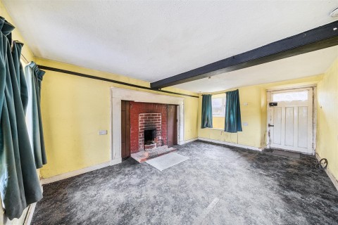 Click the photo for more details of West Street, Shapwick