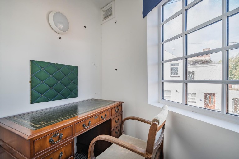 Images for Barton Road, Exeter