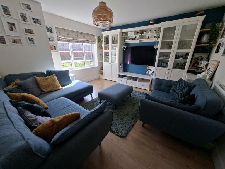 Images for Badeslade, Boughton, Northampton, NN2