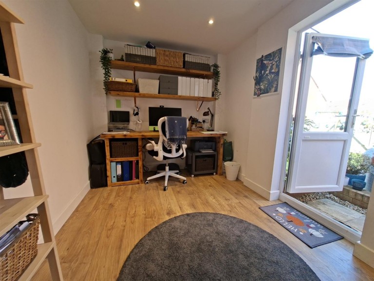 Images for Badeslade, Boughton, Northampton, NN2