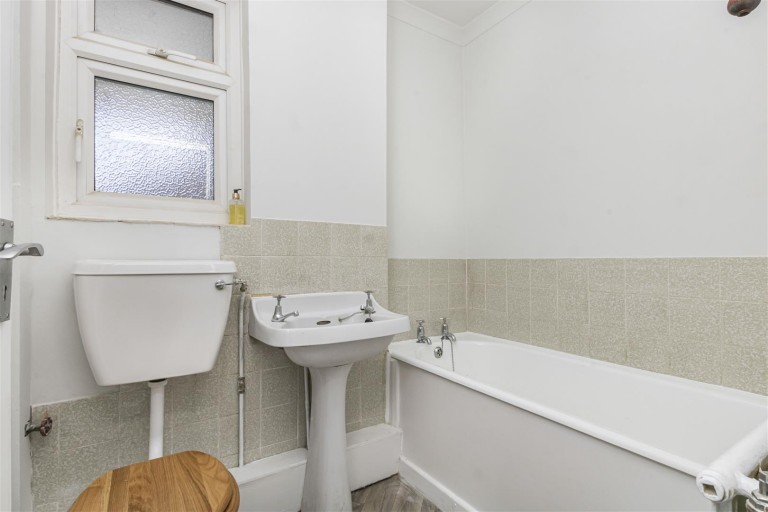 Images for Little Larchmount, Saffron Walden