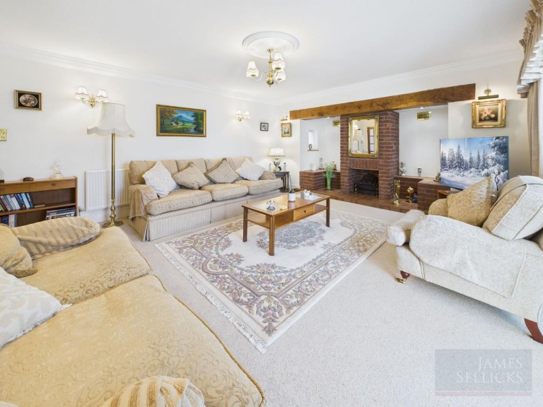 Images for Pulford Drive, Thurnby, Leicestershire