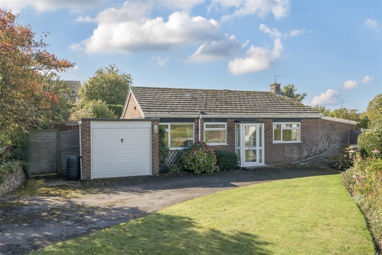 Click the photo for more details of Musbury, Axminster