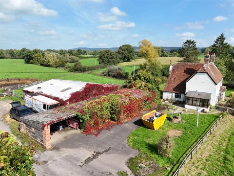 Click the photo for more details of Charlton Musgrove, Wincanton