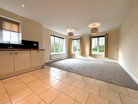 Click the photo for more details of Lower Green Road, St. Helens, Ryde
