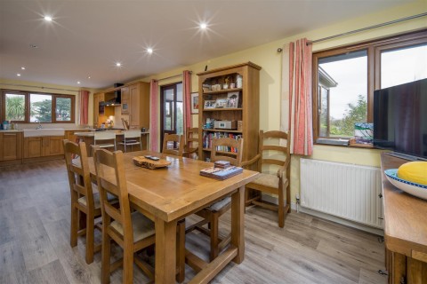 Click the photo for more details of Totland Bay, Isle of Wight