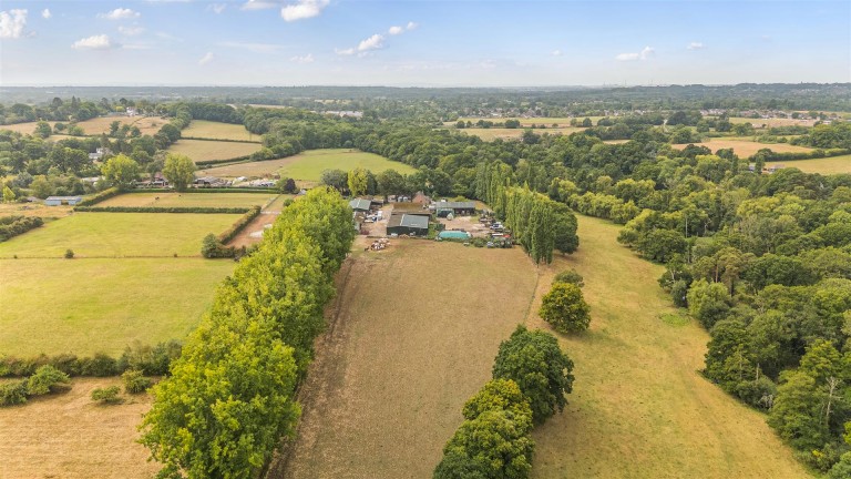 Images for Long Acres Farm, Wangfield Lane, Curdridge, Southampton