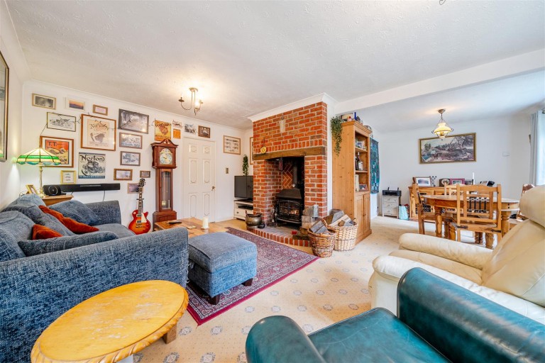 Images for Long Acres Farm, Wangfield Lane, Curdridge, Southampton