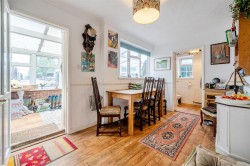 Images for Long Acres Farm, Wangfield Lane, Curdridge, Southampton