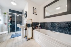 Images for Long Acres Farm, Wangfield Lane, Curdridge, Southampton