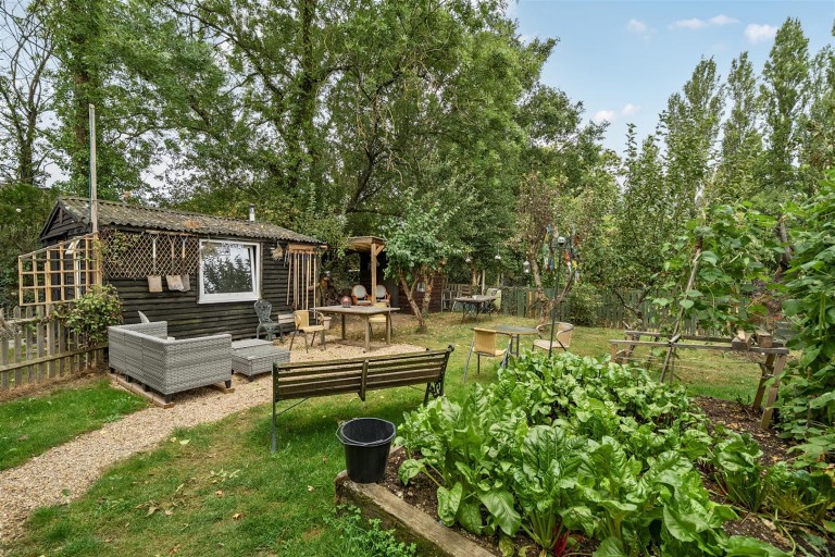 Images for Long Acres Farm, Wangfield Lane, Curdridge, Southampton