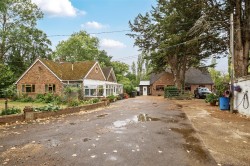 Images for Long Acres Farm, Wangfield Lane, Curdridge, Southampton