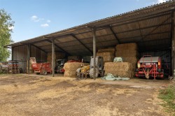 Images for Long Acres Farm, Wangfield Lane, Curdridge, Southampton