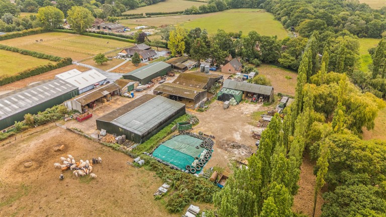 Images for Long Acres Farm, Wangfield Lane, Curdridge, Southampton