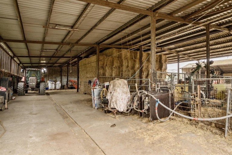Images for Long Acres Farm, Wangfield Lane, Curdridge, Southampton