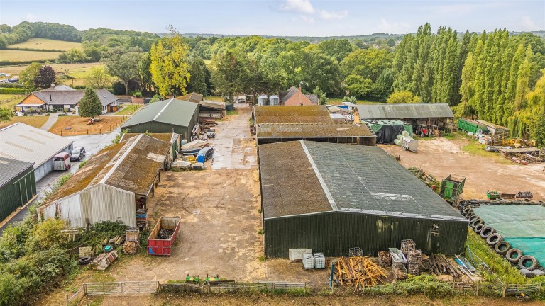Images for Long Acres Farm, Wangfield Lane, Curdridge, Southampton