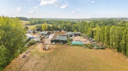 Images for Long Acres Farm, Wangfield Lane, Curdridge, Southampton