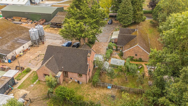 Images for Long Acres Farm, Wangfield Lane, Curdridge, Southampton