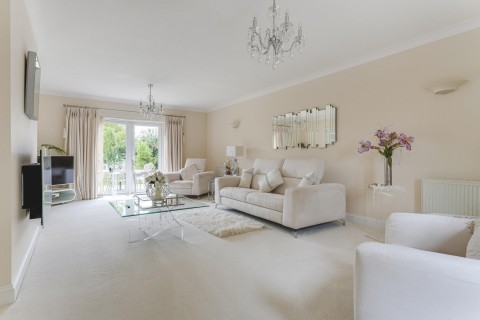 Click the photo for more details of Elevenways, Worlington