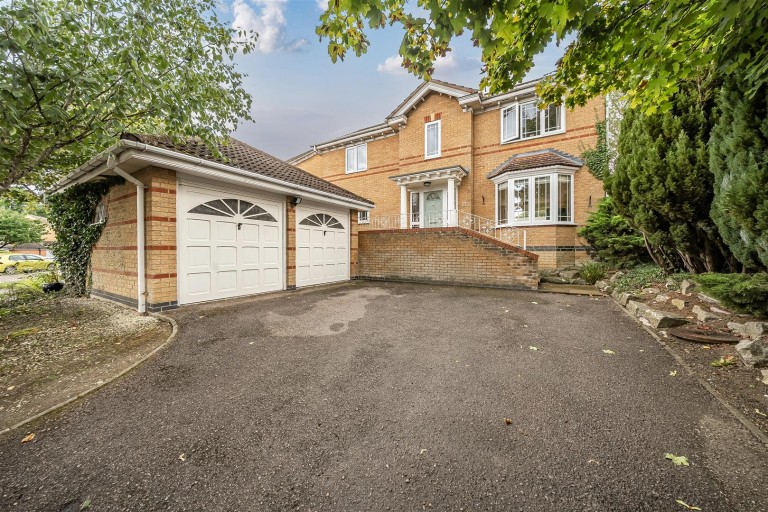 Images for Acorn Way, Silverstone, NN12