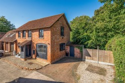 Images for 4 Kensington Court, Washfield, Tiverton