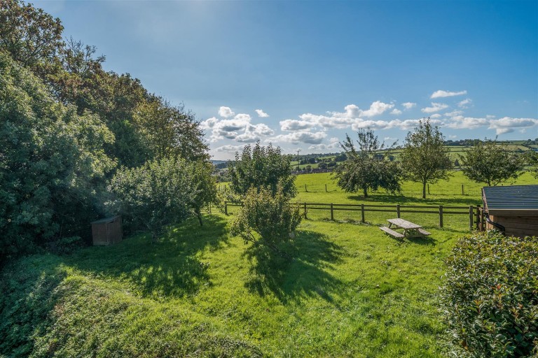 Images for 4 Kensington Court, Washfield, Tiverton