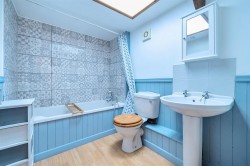 Images for 4 Kensington Court, Washfield, Tiverton