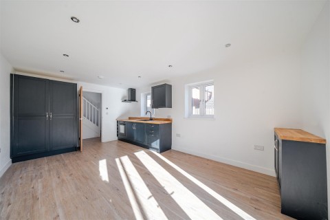 Click the photo for more details of Holbrook Avenue, Rugby, CV21