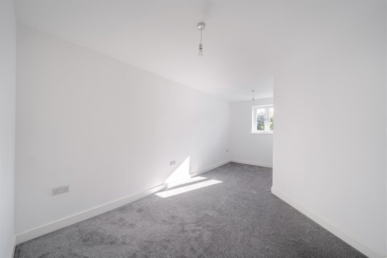 Images for Holbrook Avenue, Rugby, CV21