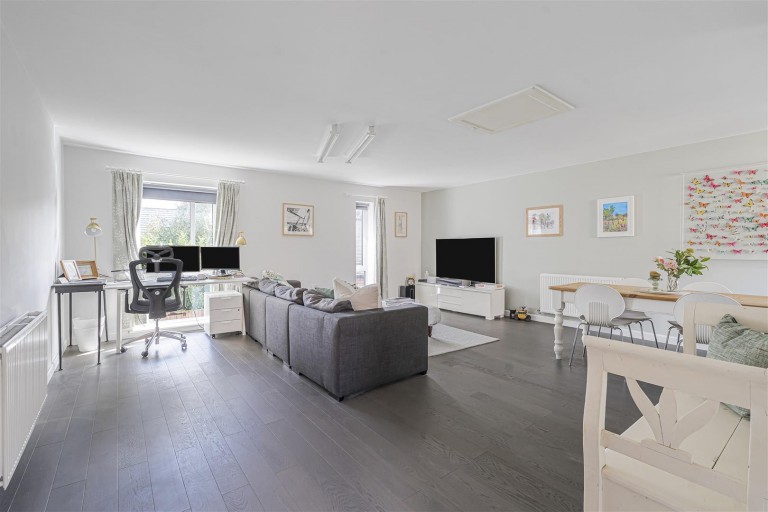 Images for One Tree Road, Trumpington, Cambridge