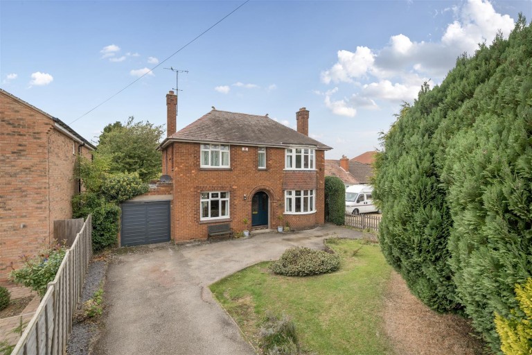 Images for Stratford Road, Roade, NN7