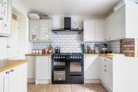Click the photo for more details of New Road, Troon, Camborne