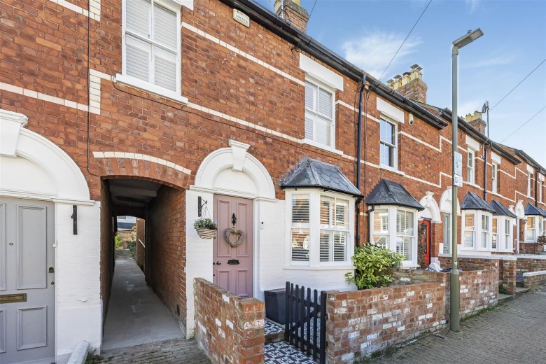 Click the photo for more details of York Road, Henley-On-Thames