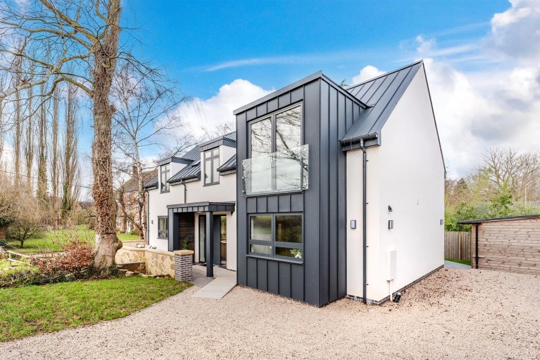 Click the photo for more details of Dog Lane, Wilson, DE73